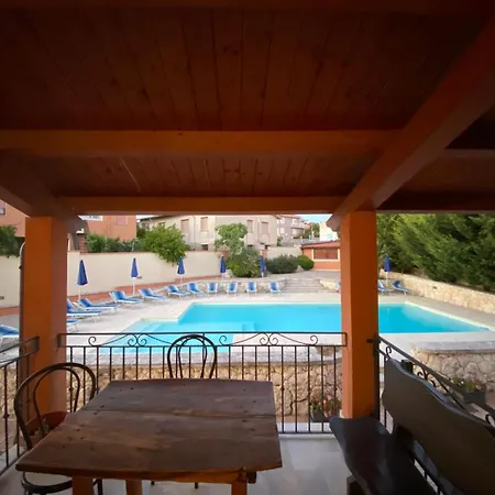 Piccola S'ausentu فندق